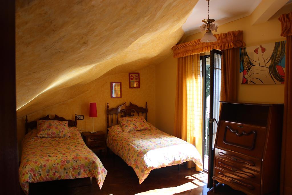 Casa Rural Cuevas Del Sol Setenil De Las Bodegas Стая снимка
