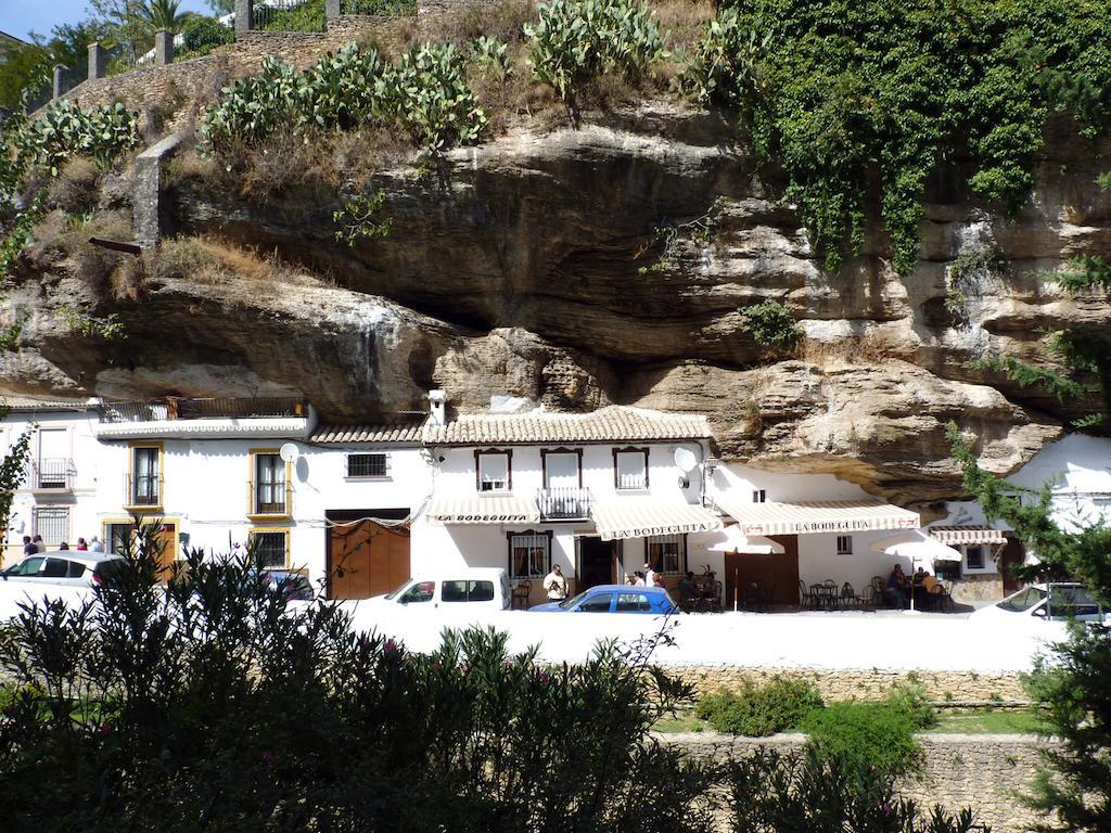 Casa Rural Cuevas Del Sol Setenil De Las Bodegas Екстериор снимка